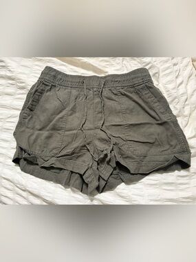 GAP Olive Gray Drawstring Casual Cargo Shorts